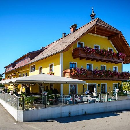 Hotel Gasthof Neuhofen Eugendorf Exterior foto